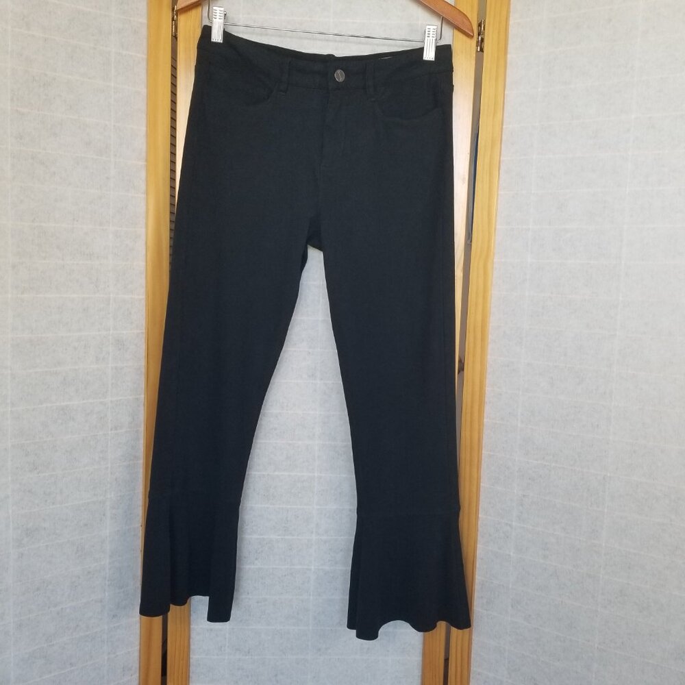 Banjara Cropped Bell Flare Faux Suede Pants Ruffle Hem Size 29 Black Stretch